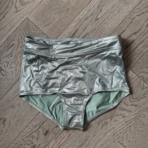 Silver metallic dancer high waist shorts